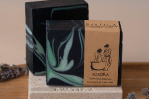 prirodni sapun s aktivnim ugljenom